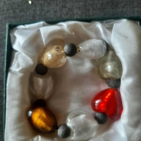 Elegant Multicolor Beaded Bracelet 🎉 $5 Finds – Clearance Section 🎉 - Picture 3 of 4